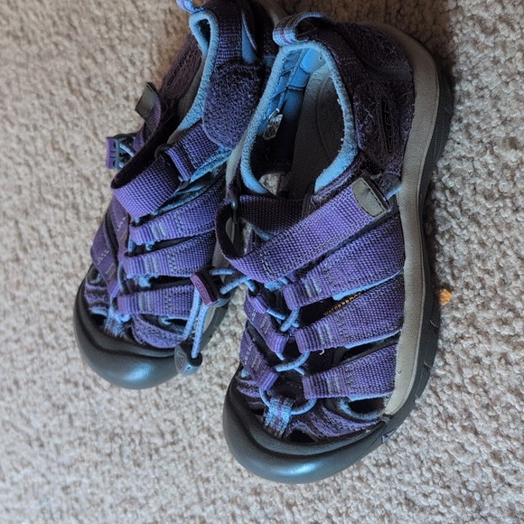 Keens Purple Sandals Size Girls 1 - Picture 5 of 10